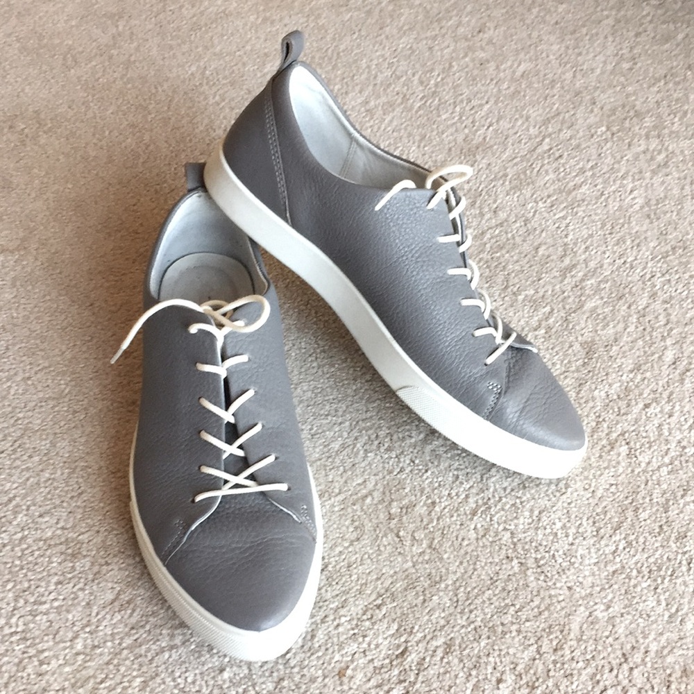 Ecco grey leather white sole sneaker